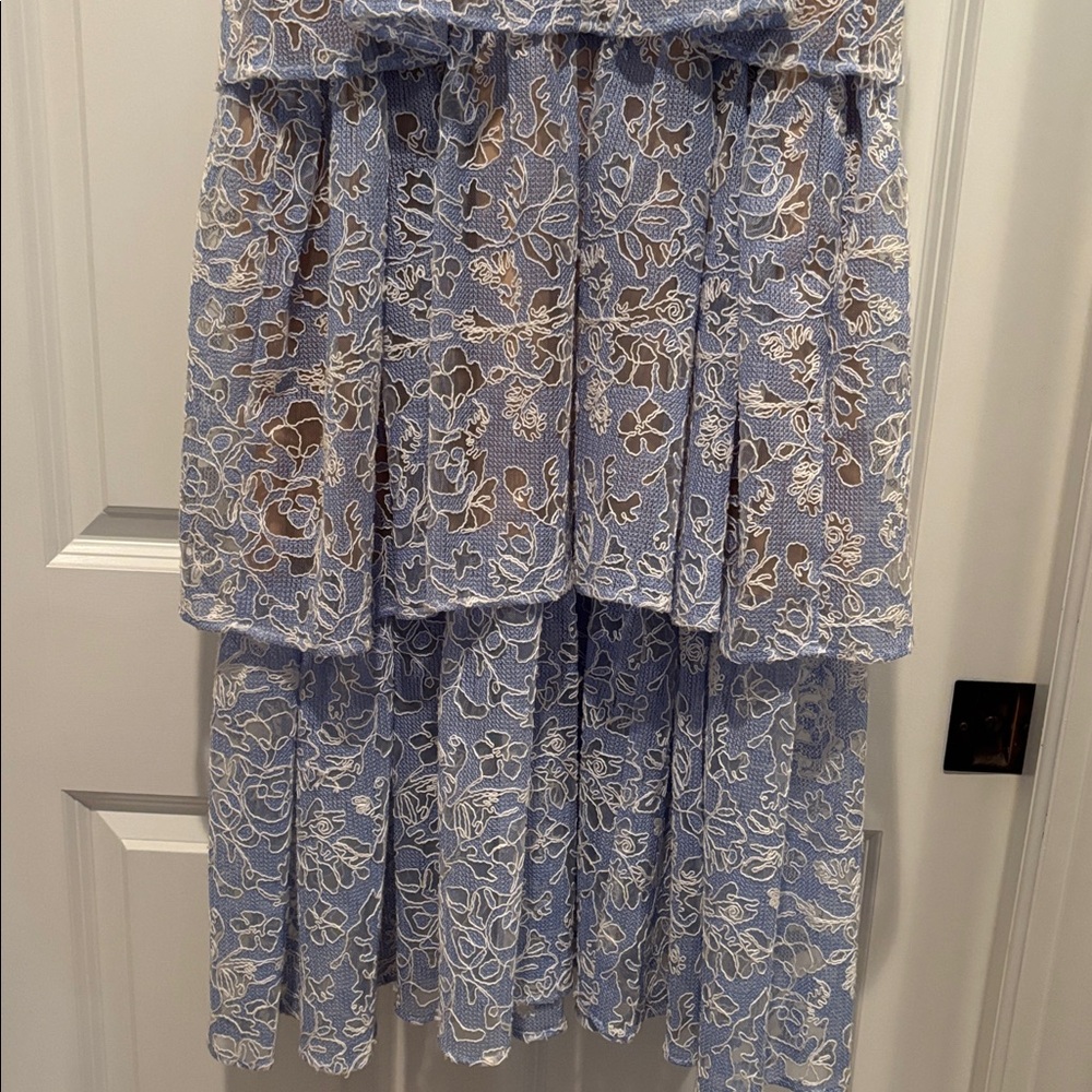 Likely Lavender and Cream Tiered Midi Dress
Never worn - Picture 8 of 14